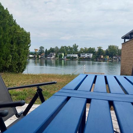 Chata Pri Jazere - Slnecne Jazera Senec Buitenkant foto