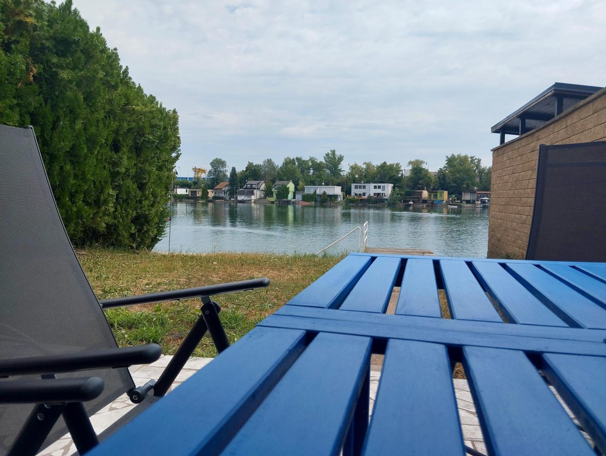 Chata Pri Jazere - Slnecne Jazera Senec Buitenkant foto